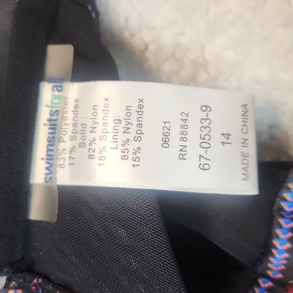 Swim Suits For All. Top Size 14.  Bottom Size 12. EUC. Black W/Multi Designd - Picture 8 of 8